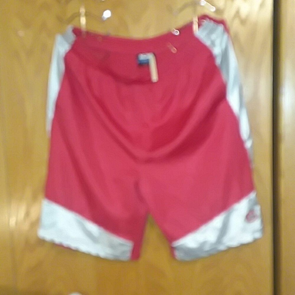 NCAA XL men's shorts red and silver